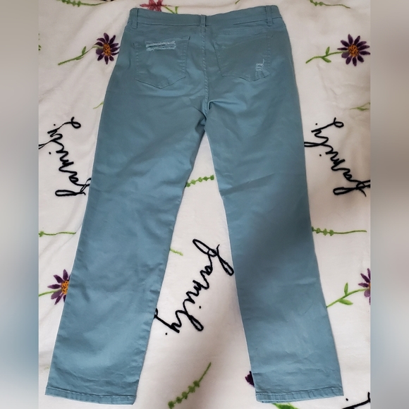 SOHO NEW YORK & COMPANY JEANS WOMENS 6 STRETCH NWT - Picture 3 of 9